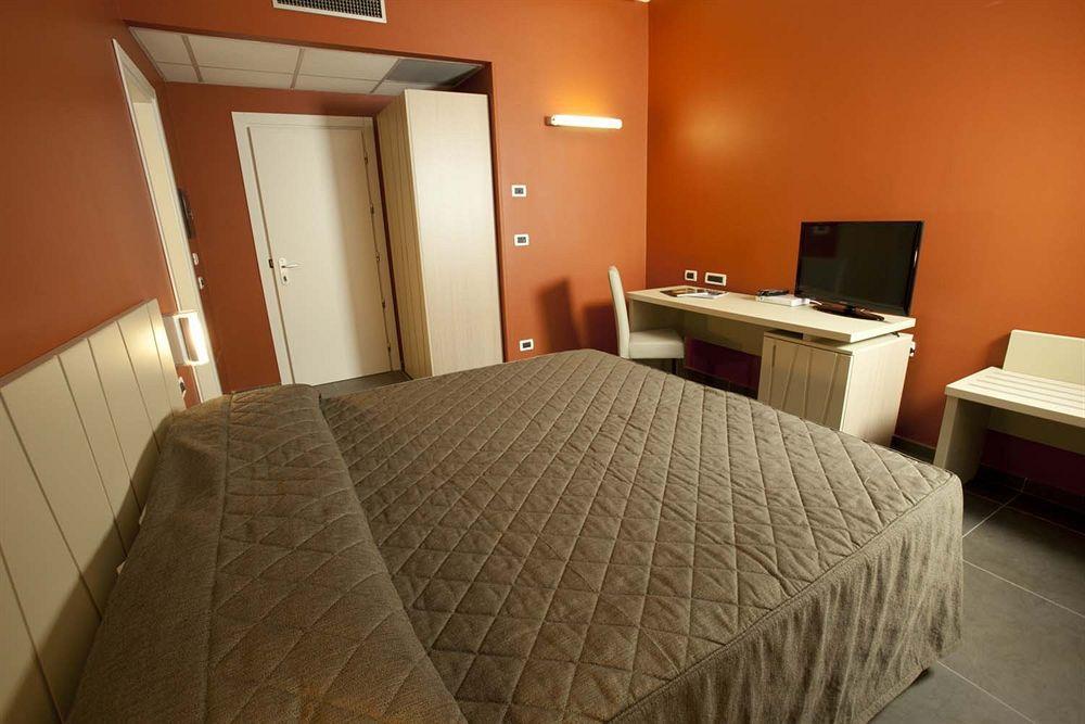 Rolling Hotel Казорія Екстер'єр фото