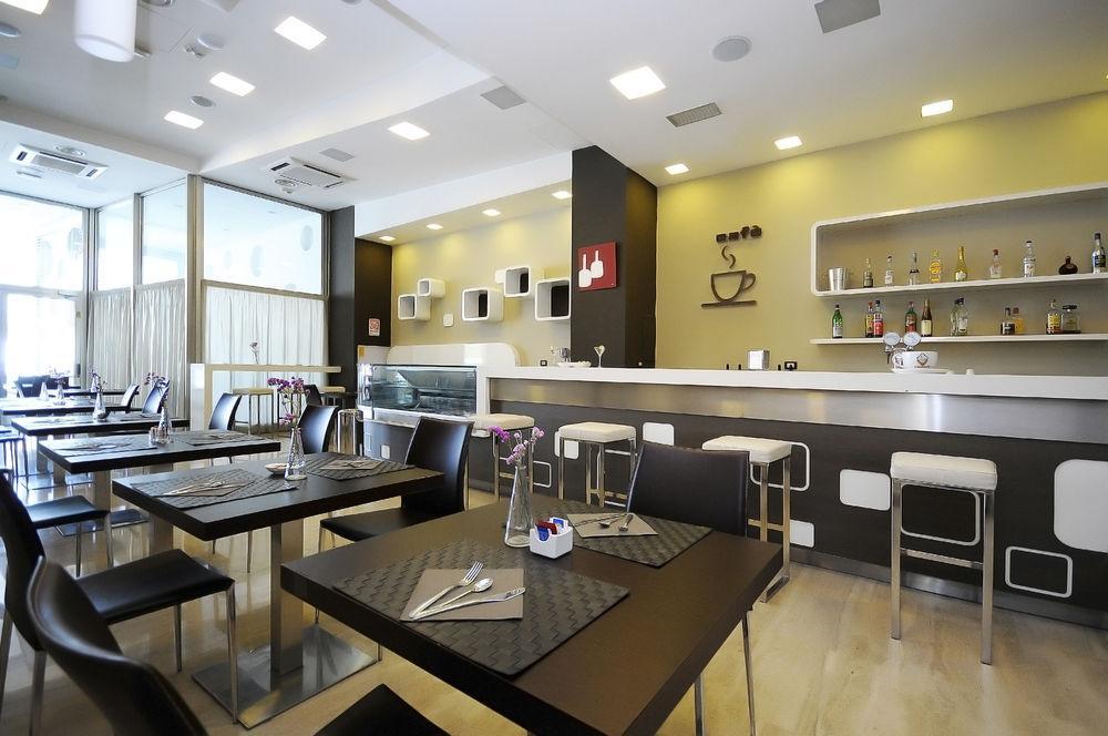 Rolling Hotel Казорія Екстер'єр фото